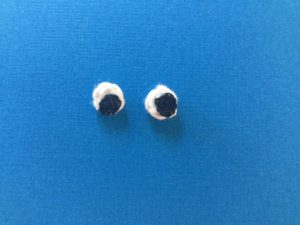 Crochet sea otter eyes