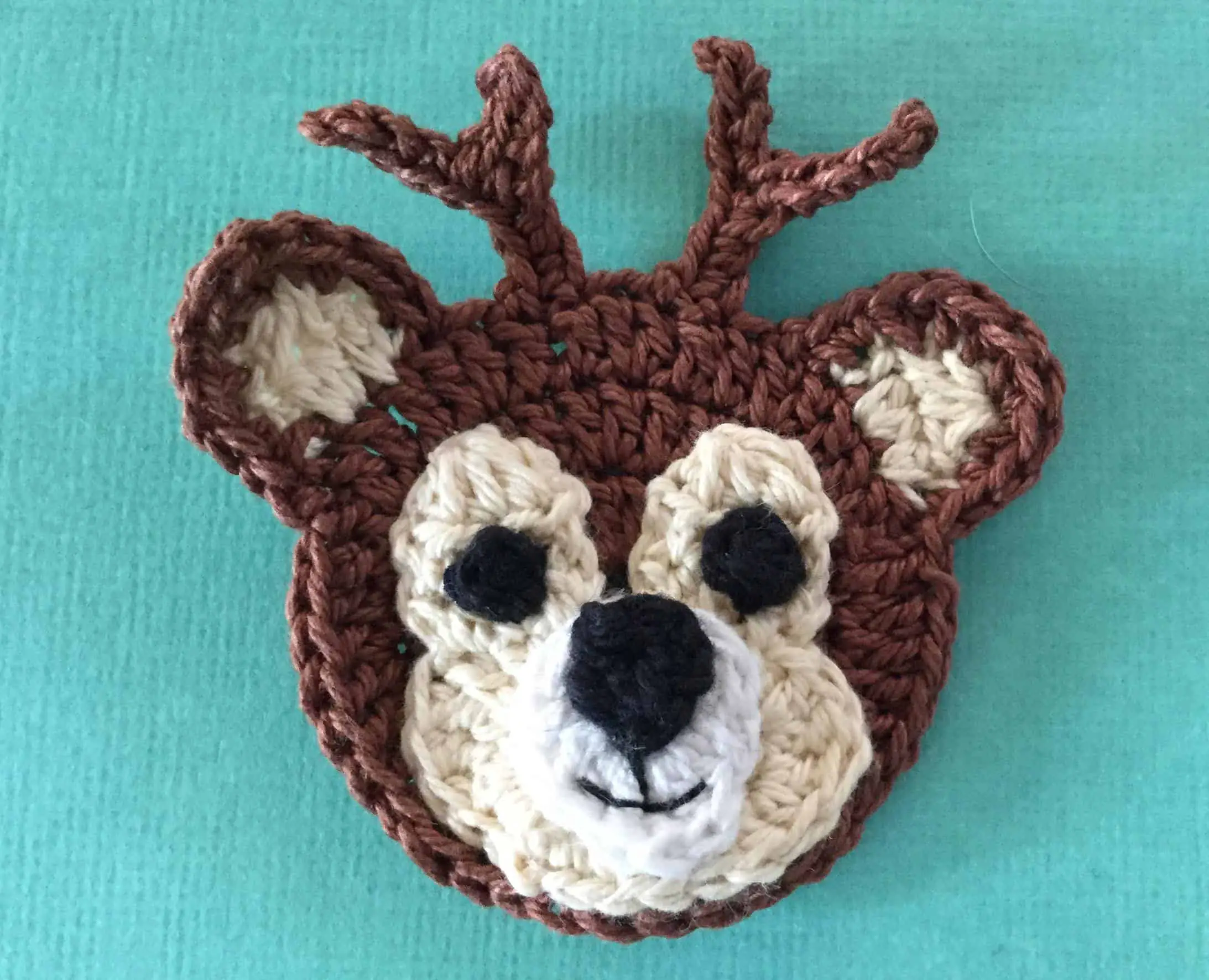 crochet-deer-head-with-face • Kerri's Crochet