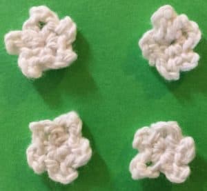 Crochet rocking horse flowers