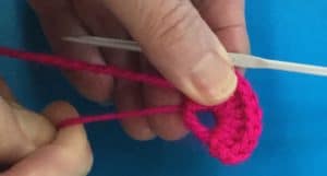 Crochet magic loop pulling loop tight