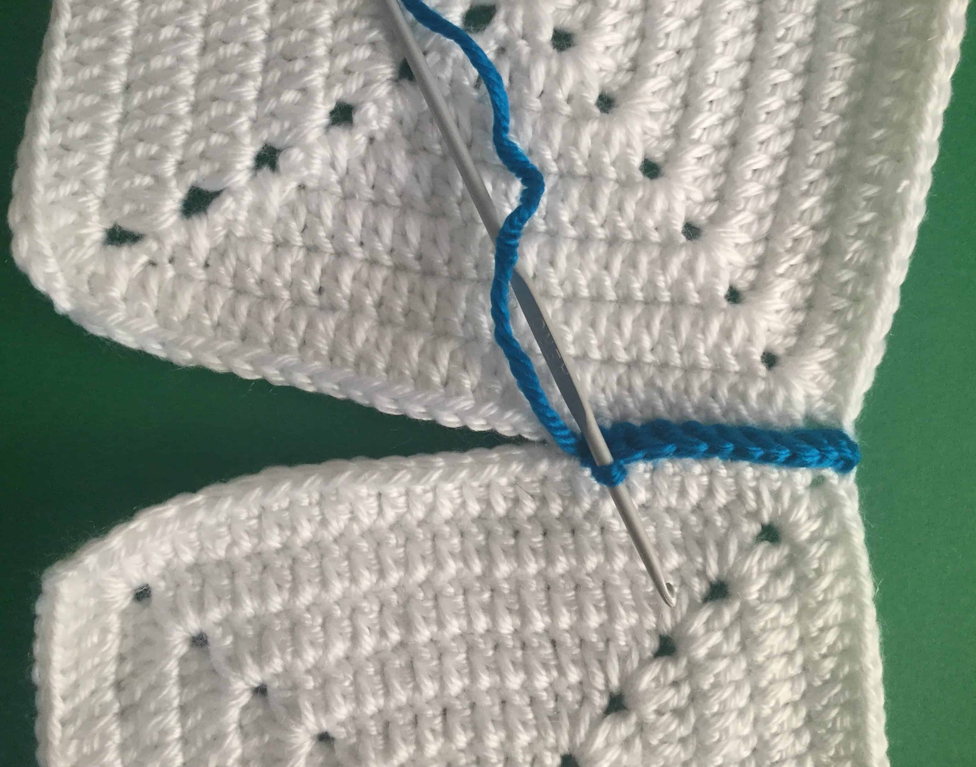 Joining Granny Squares Together Using Single Crochet • Kerri's Crochet