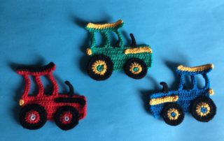 Finished crochet tractor group landscape 1