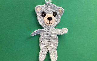 Finished crochet teddy bear applique landscape