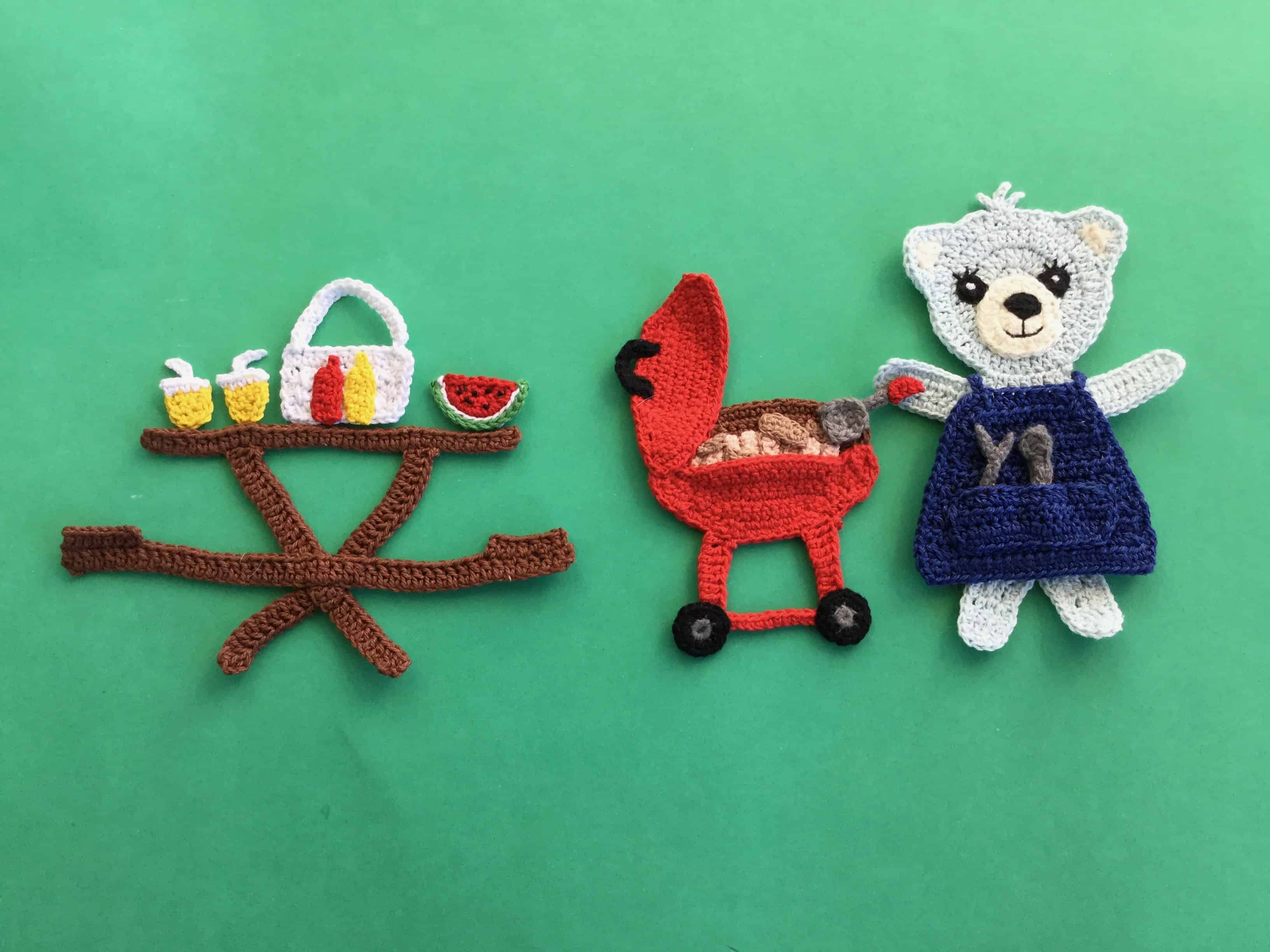 Finished crochet picnic food with teddy landscape