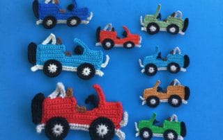 Finished crochet jeep 2 ply group landscape