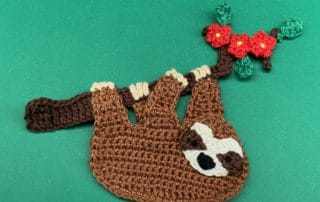 Finished crochet hanging sloth tutorial 4 ply landscape