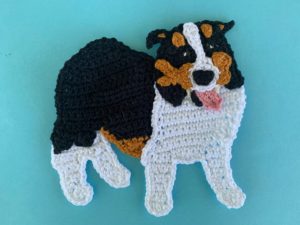 Finished crochet tri colored border collie tutorial 4 ply landscape