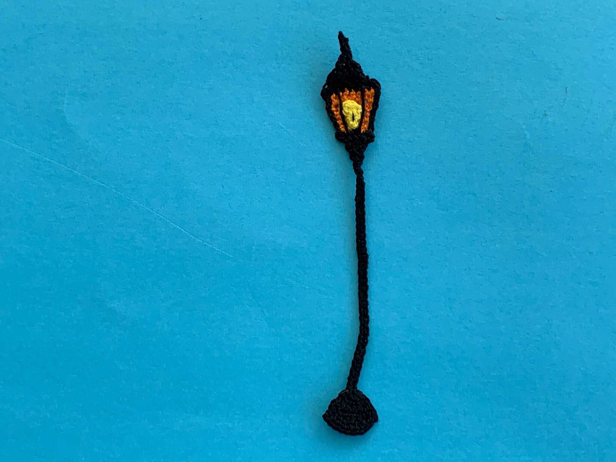 Finished crochet street light 2 ply landscape