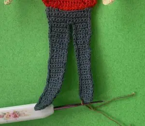 Crochet man 2 ply joining for first shoe