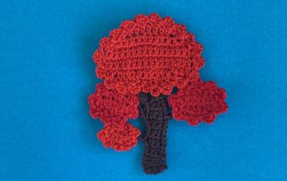 Finished crochet tree 2 ply landscape