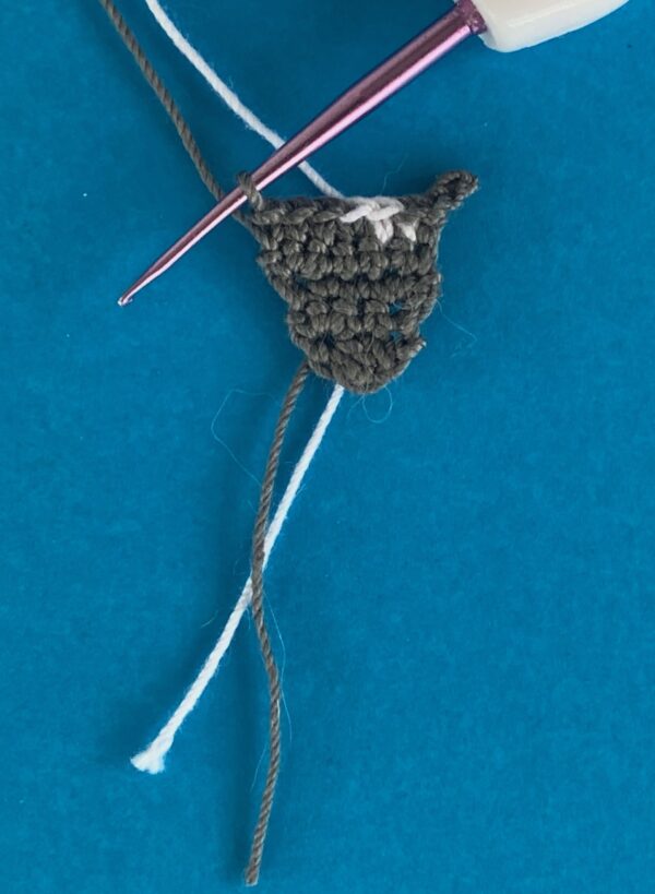 Crochet Cockatiel Pattern • Kerri's Crochet