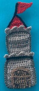 Crochet castle 2 ply door with chain