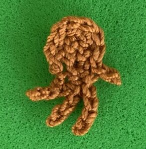 Crochet lizard 2 ply back leg neatened