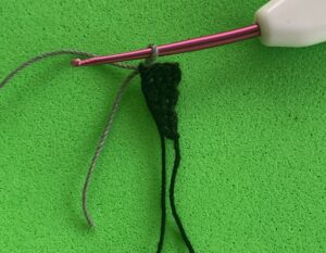 Crochet violin 2 ply joining for tail piece row 7