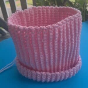 Crochet beanie side seam joined