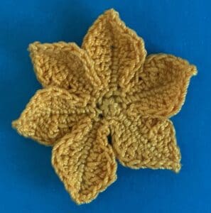 Crochet daffodil 2 ply petals
