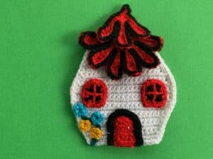 Finished crochet small house 2 ply white and red landscape