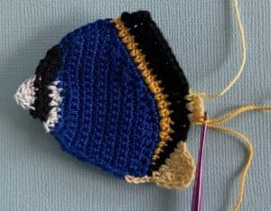 Crochet fish 2 ply joining for tail top