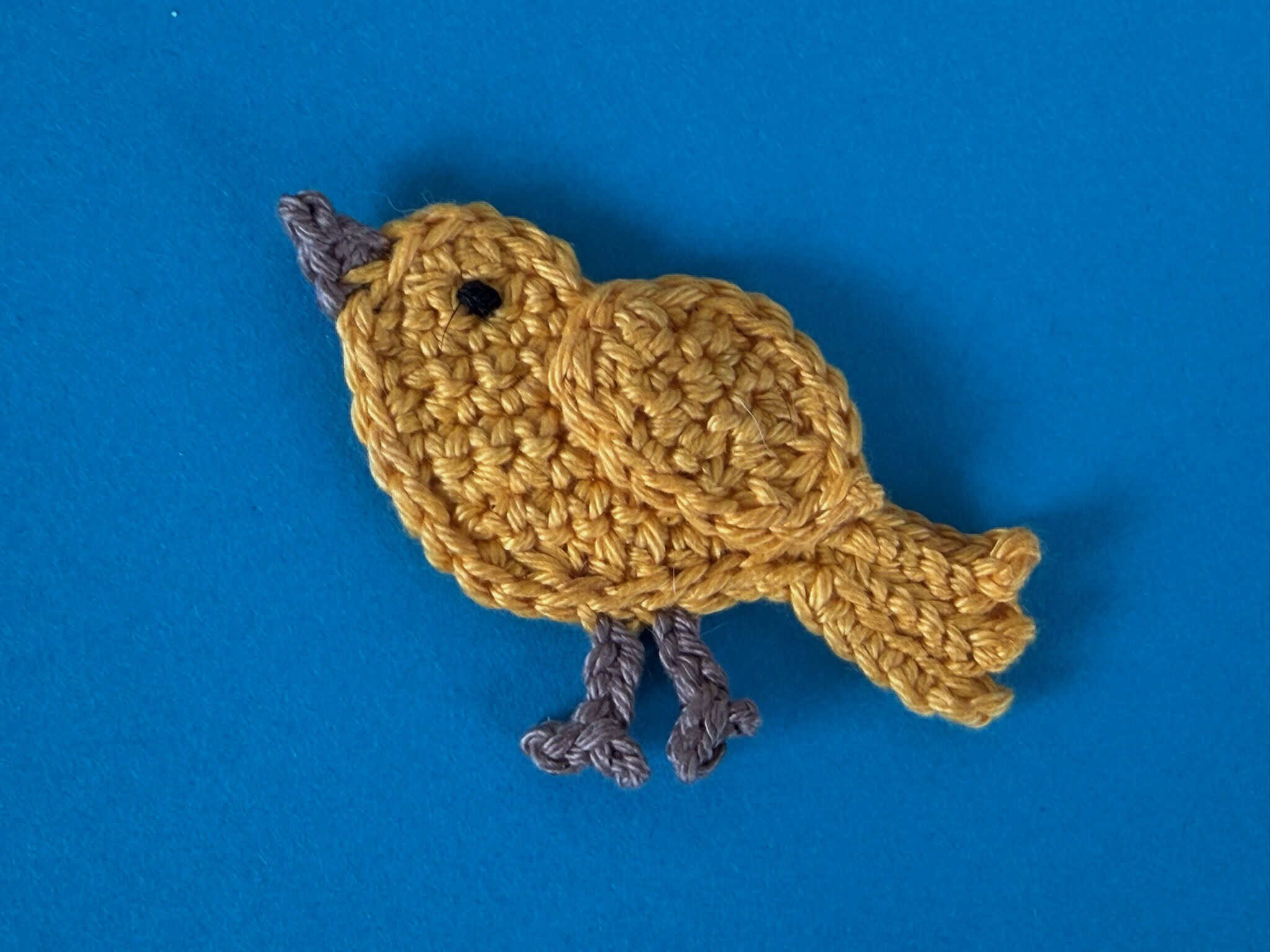 Finished crochet small bird 4 ply landscape