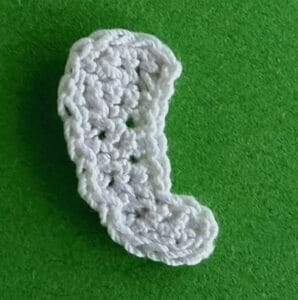 Crochet dalmatian pup 2 ply far front leg neatened