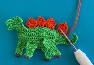 Crochet dinosaur stegosaurus 2 ply joining for fifth blade