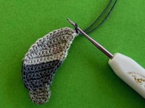 Crochet pigeon 2 ply joining for tail