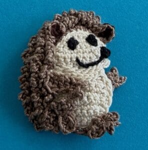 Crochet sitting hedgehog 2 ply body with feet
