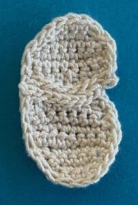 Crochet sitting hedgehog 2 ply face and body joined