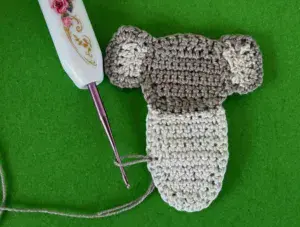 Crochet koala 2 ply joining for around body